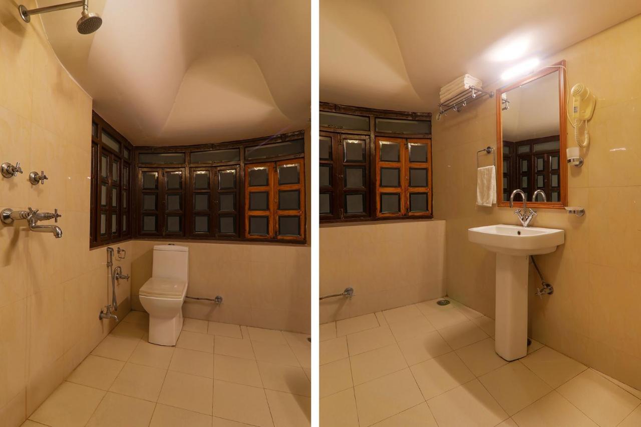 ורנאסי Fabhotel East View מראה חיצוני תמונה