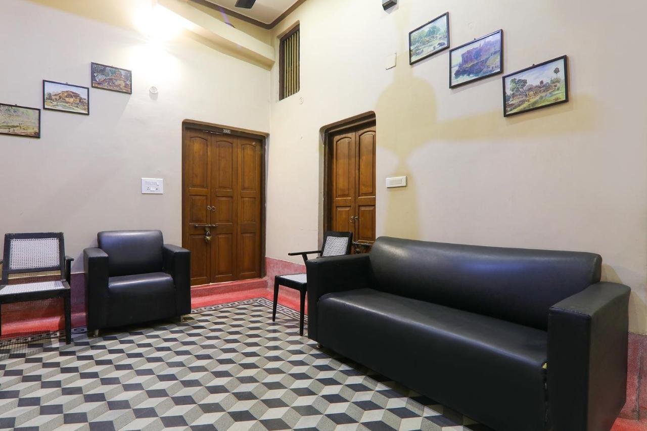 ורנאסי Fabhotel East View מראה חיצוני תמונה